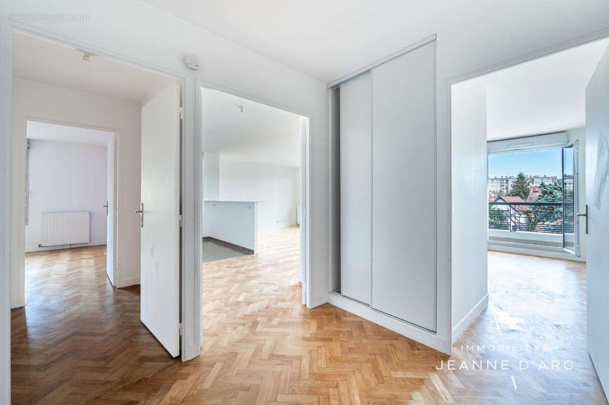 Appartement à VERSAILLES