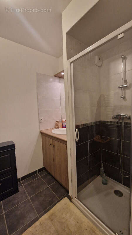 Exclusivité !! saint médard en jalles - cérillan - appartement type 2 - dernier étage - terrasse - parking sous - sol  !! sébast - photo 5