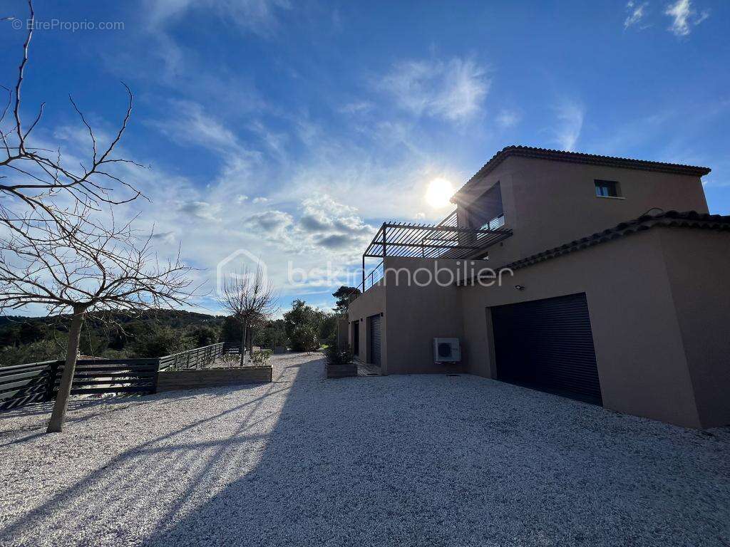 Maison à DRAGUIGNAN