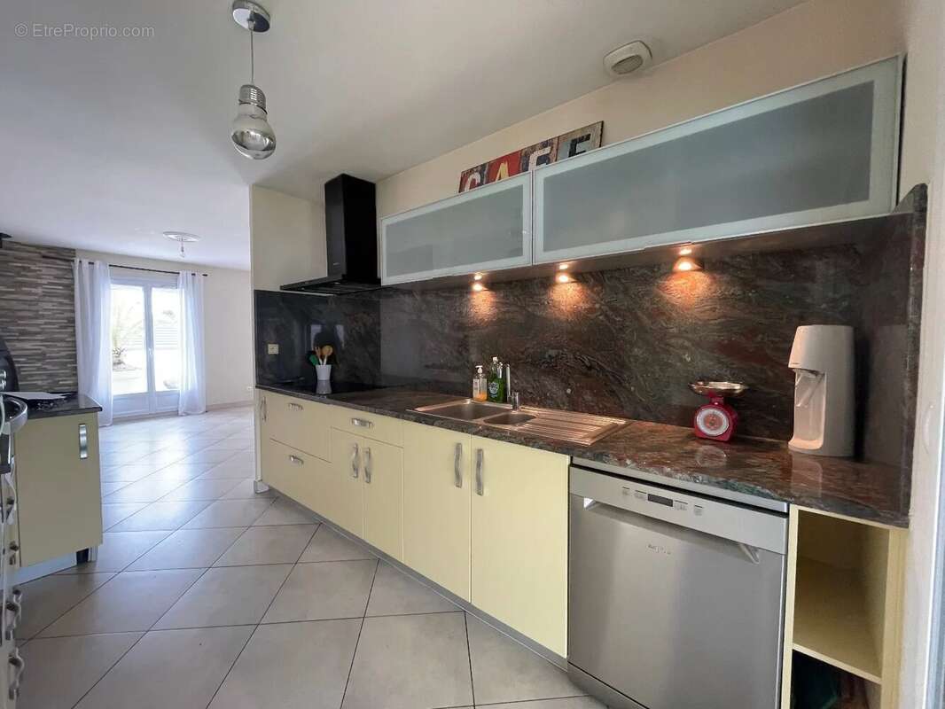 Maison à BENESSE-MAREMNE