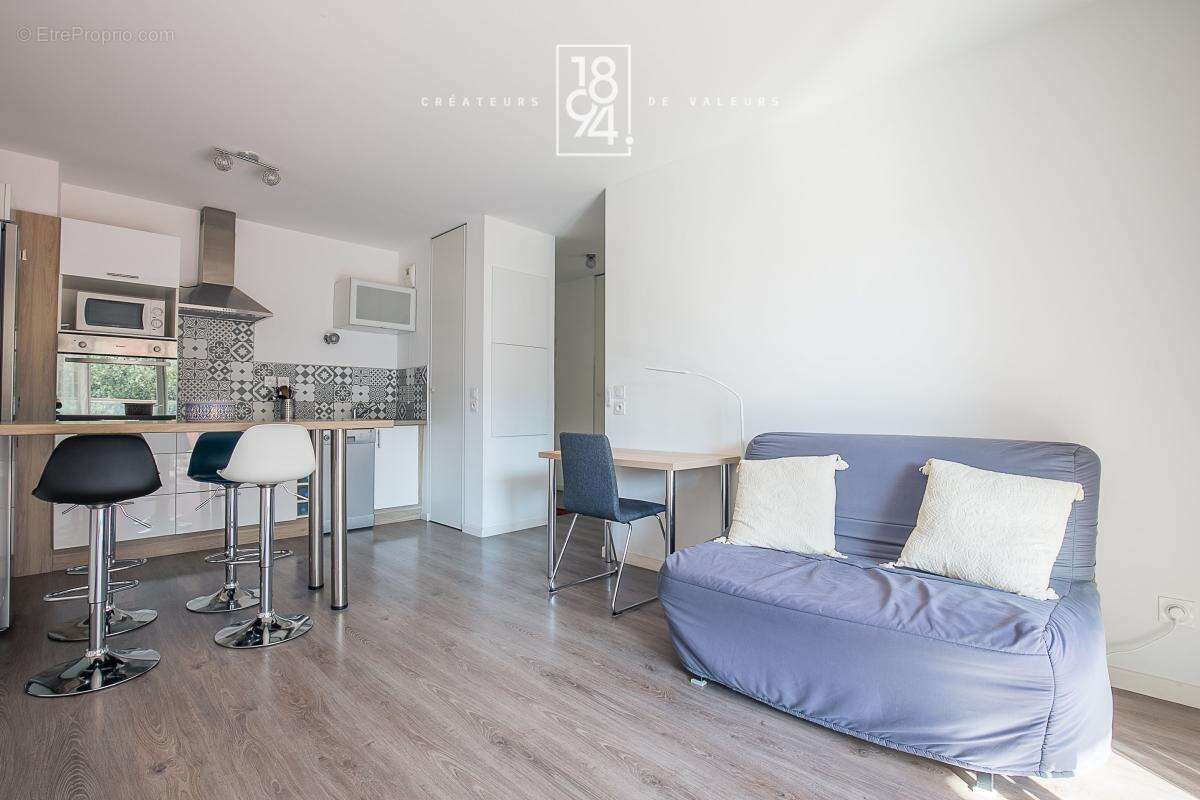 Appartement à MARSEILLE-9E
