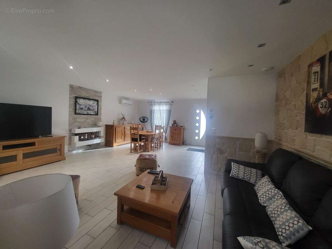 Maison à BLERANCOURT