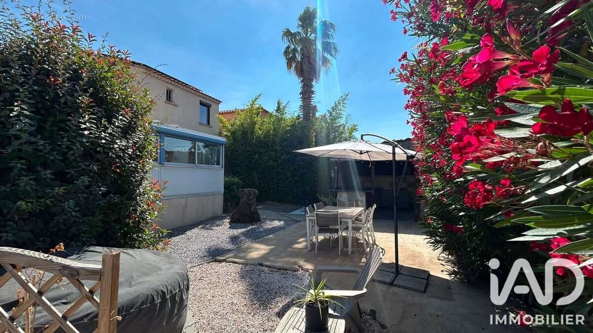 Maison 142 m² à Saint-Cyprien  - photo 5