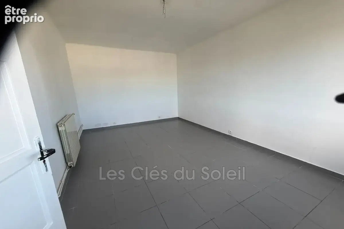 Appartement 3 pièces 76 m² à vendre à La Seyne-Sur-Mer (83500) - photo 7