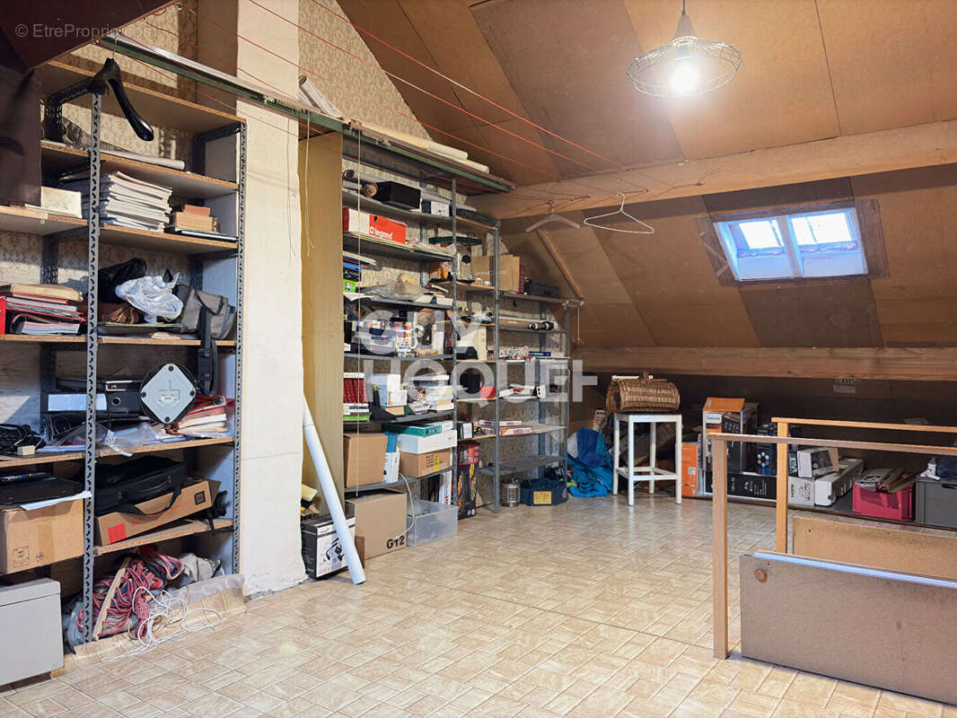 Maison à SOISY-SUR-SEINE