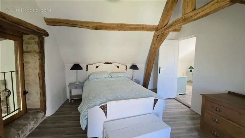 3 maisons rénovées avec 2 granges, 1km de Magnac Laval 87 - photo 16