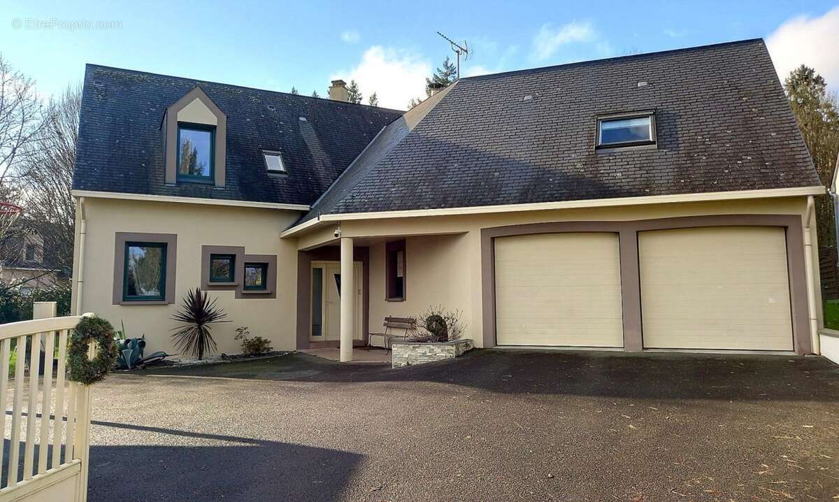 Maison familiale de 250 m² – 5 chambres - terrain 1569m² - au calme - photo 19