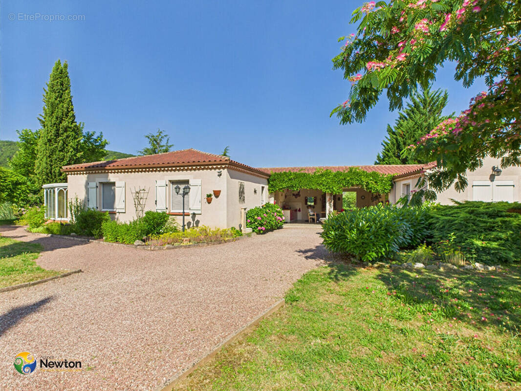 Maison à LUZECH