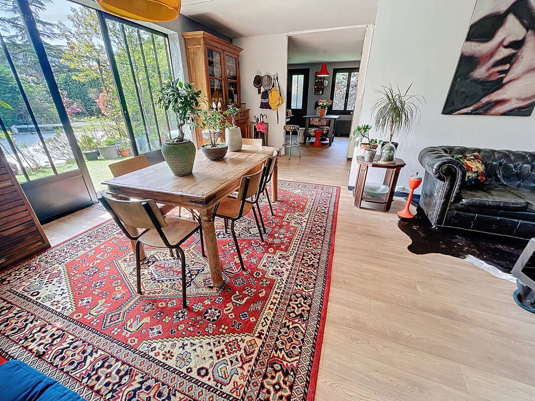 Maison à FRANCHEVILLE