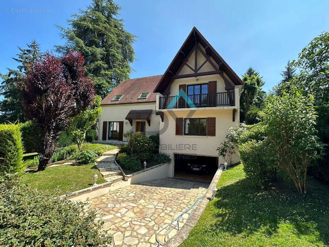 Maison à L'ETANG-LA-VILLE