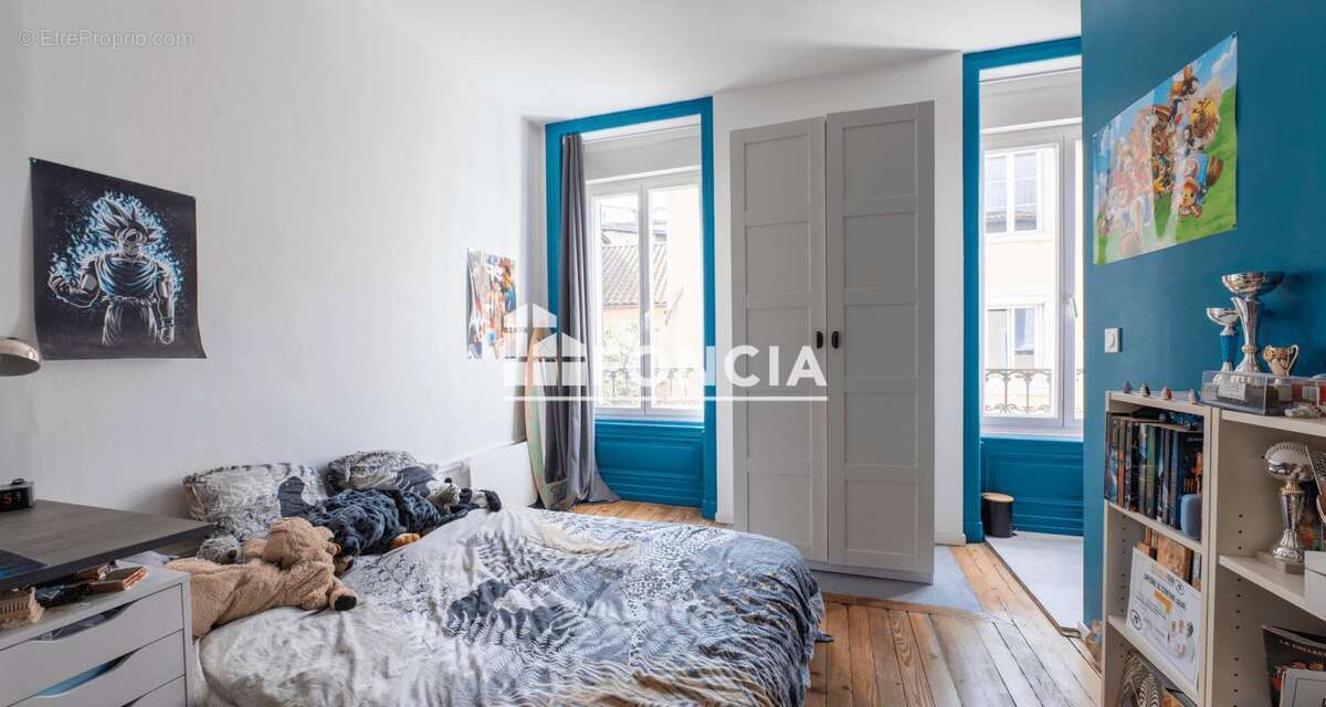 Magnifique T4 - Centre ville de Vienne -Proche Commerces - photo 10