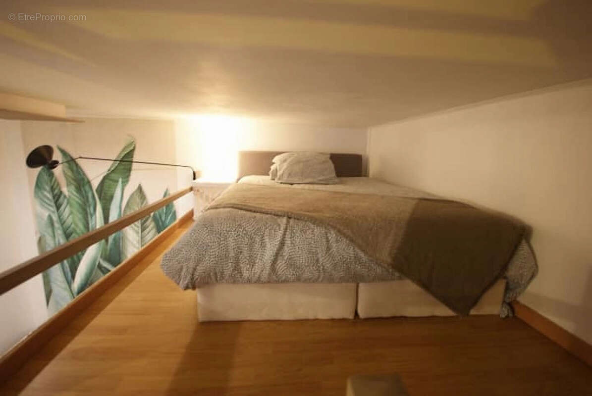 Appartement à PARIS-4E