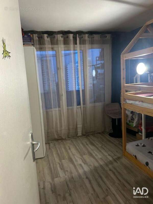 Photo 6 - Appartement à VILLENEUVE-LA-GARENNE