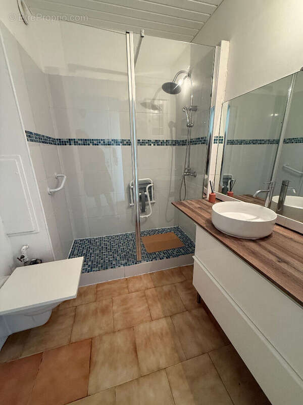 Plan de Cuques T2 Centre - photo 5