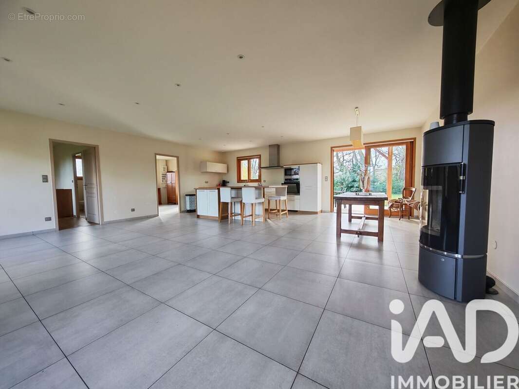 Maison 154 m² à Houeilles  - photo 3