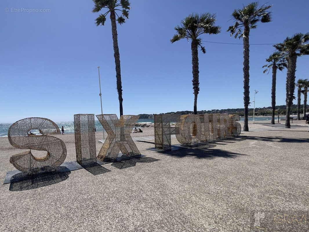 Appartement à SIX-FOURS-LES-PLAGES