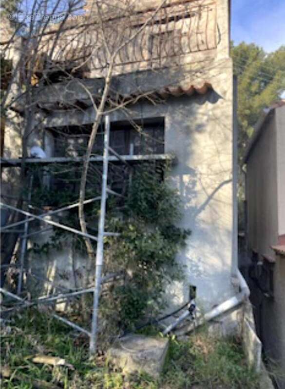 Photo 2 - Maison à MARSEILLE-13E