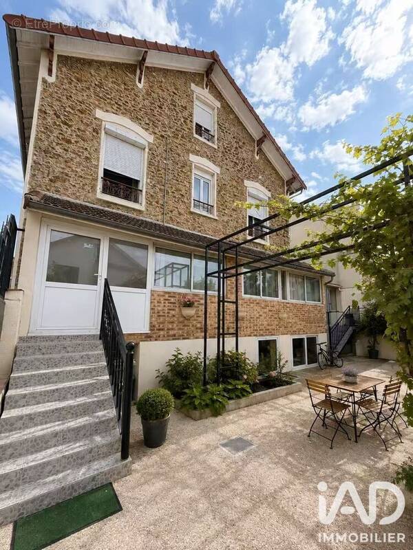 Photo 1 - Maison à CHELLES