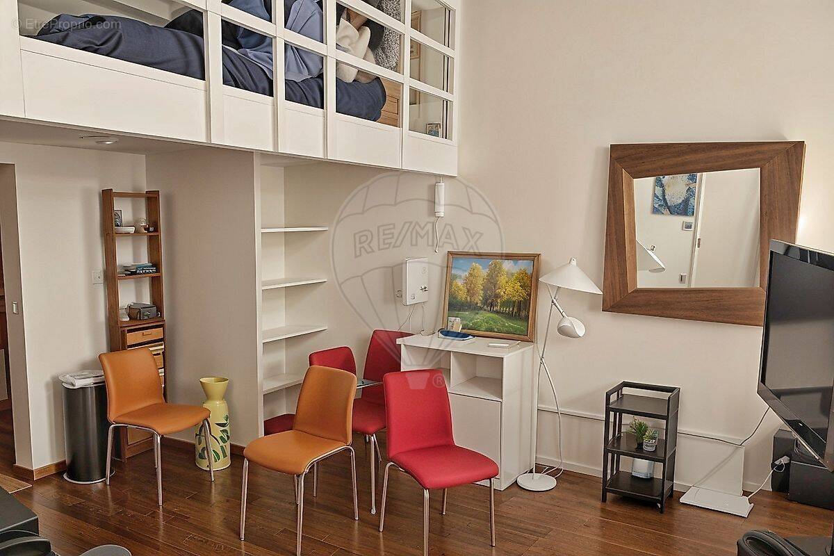 Appartement à MARSEILLE-2E