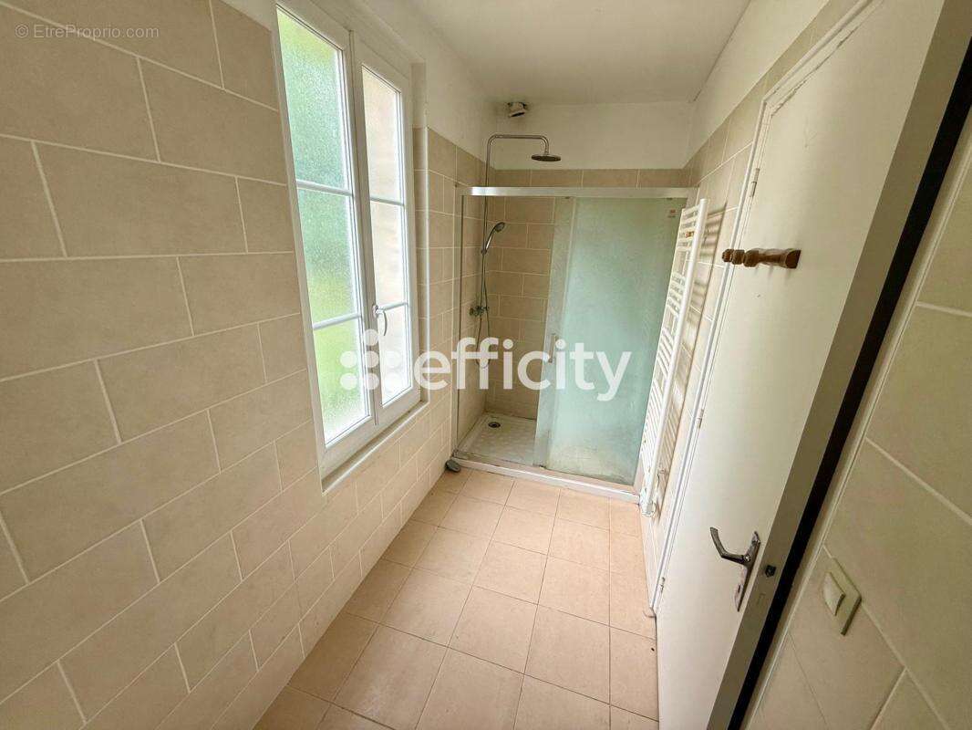 Maison 173 m² à Cinqueux  - photo 17