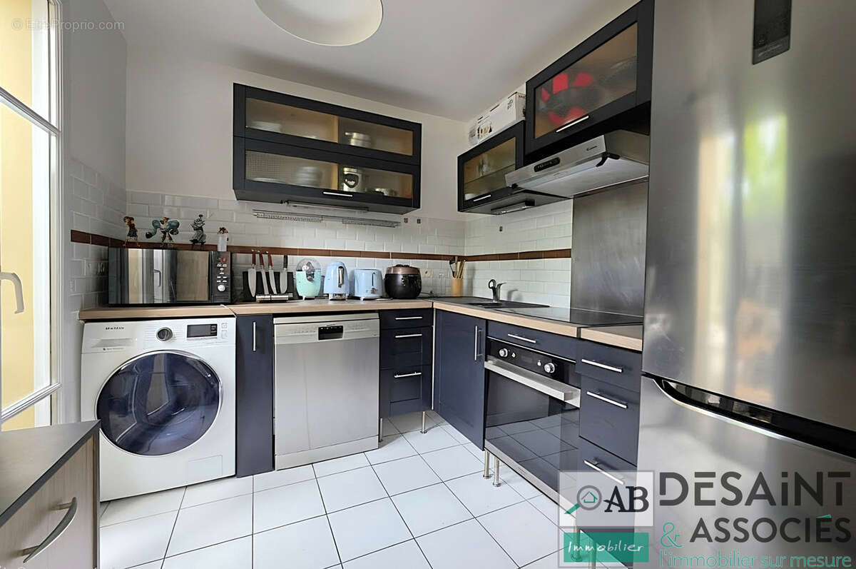Appartement triplex T4 76m2 Balcon Box - photo 5