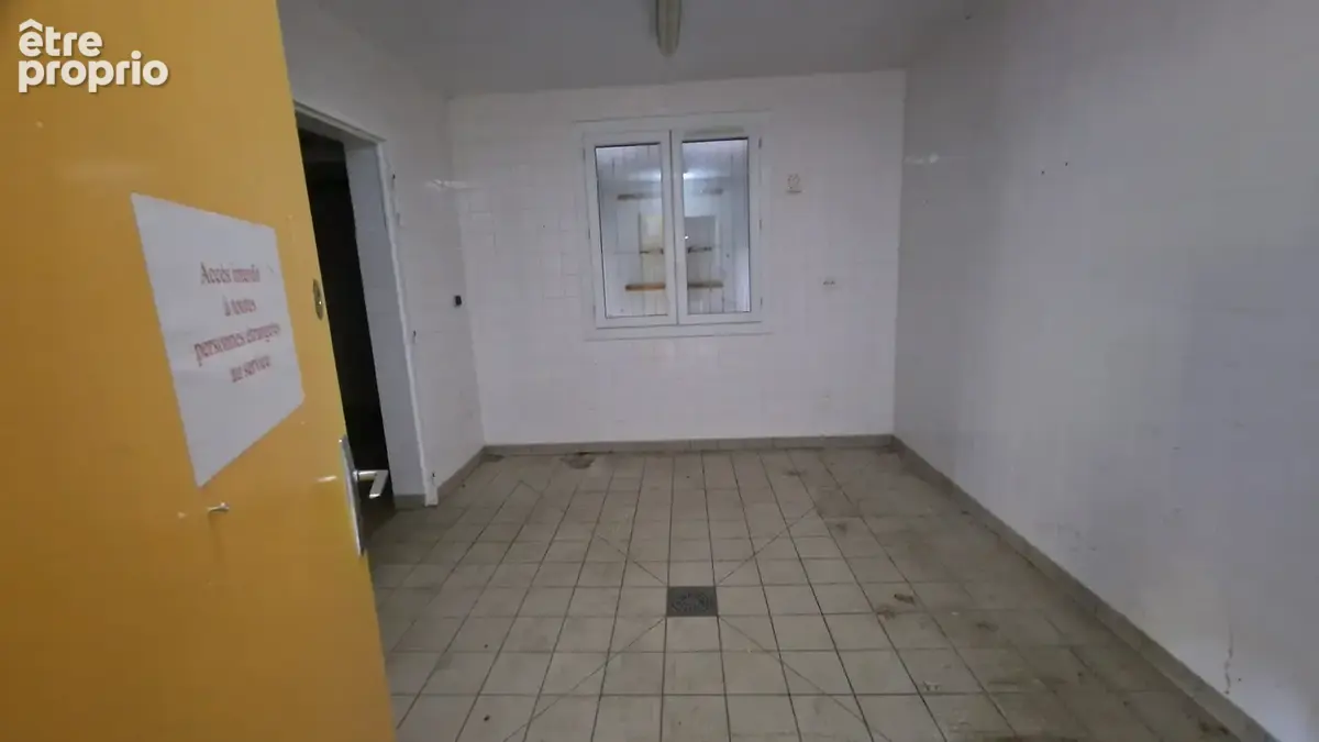 Ensemble immobilier à fort potentiel   493 m2   terrain de 9 150 m2   bourdeaux - photo 16