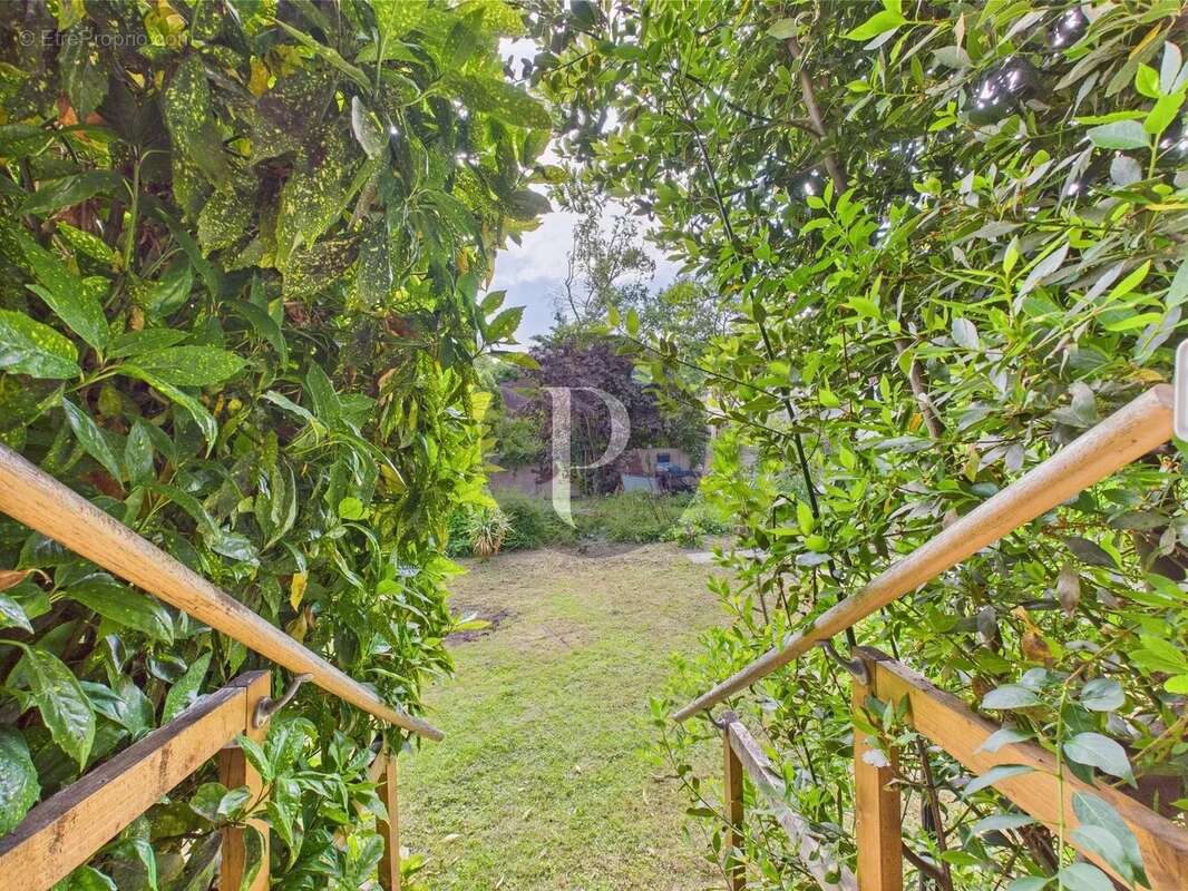 ANTONY CENTRE Maison 5 pièces avec jardin - photo 12