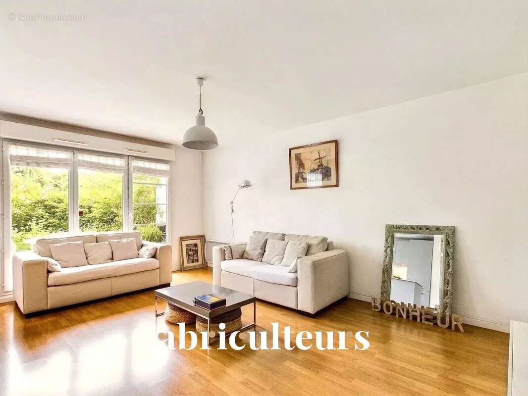 Appartement à RUEIL-MALMAISON