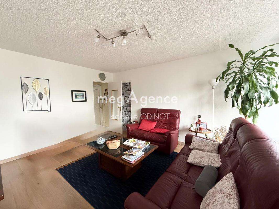 Appartement à FLINS-SUR-SEINE