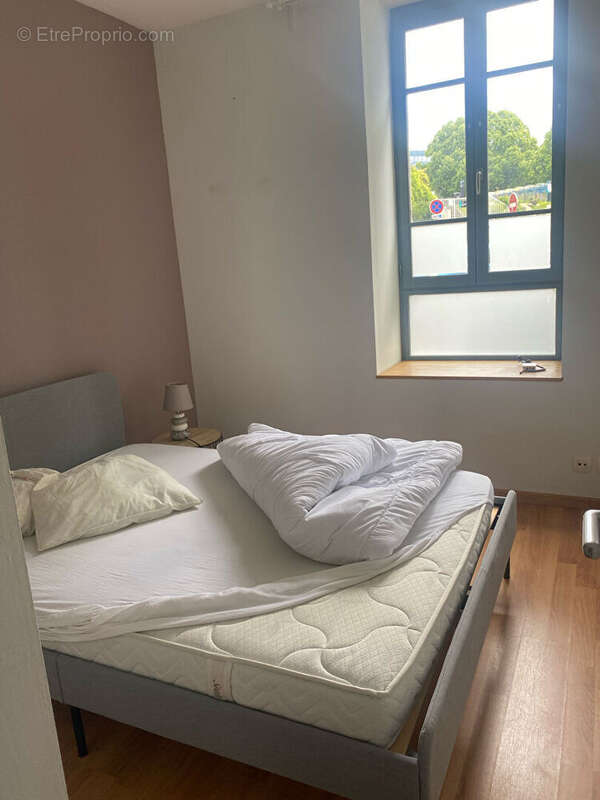 BREST Appartement T1 bis meublé de 28 m2 avec ascenseur  et place de parking pour investisseur - photo 5