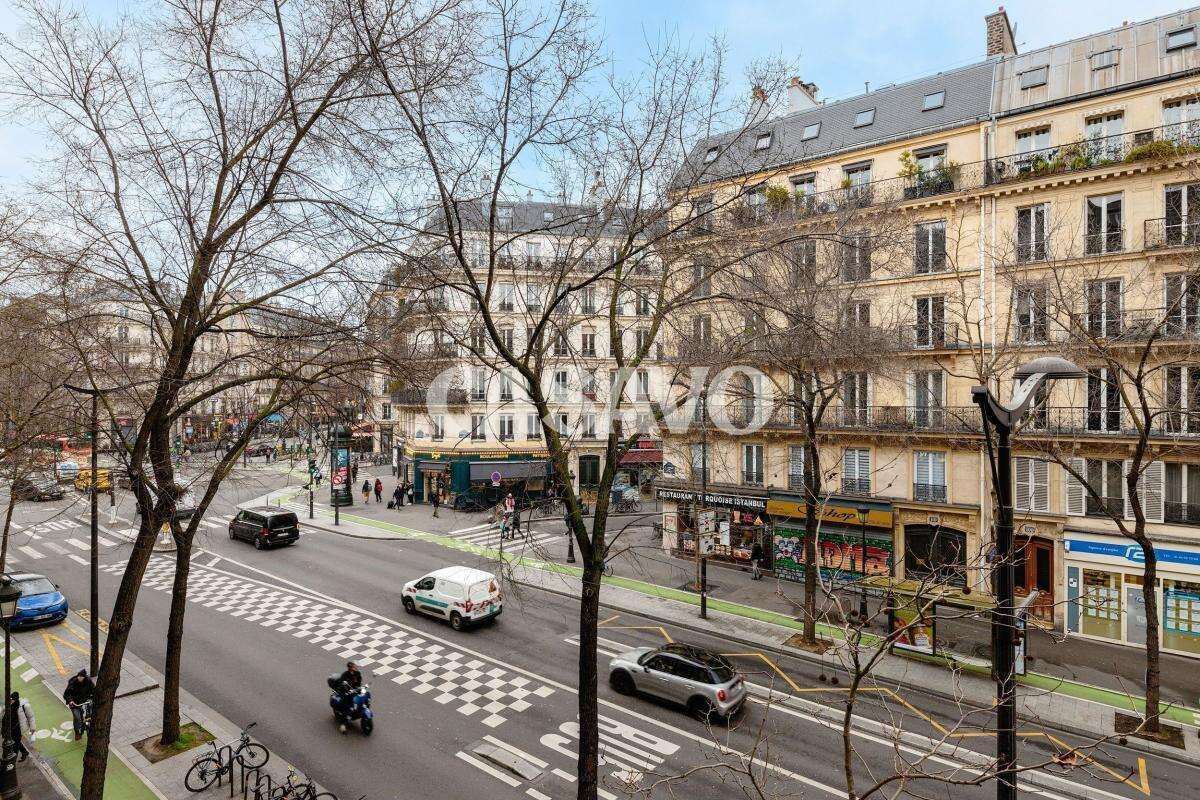Appartement à PARIS-10E