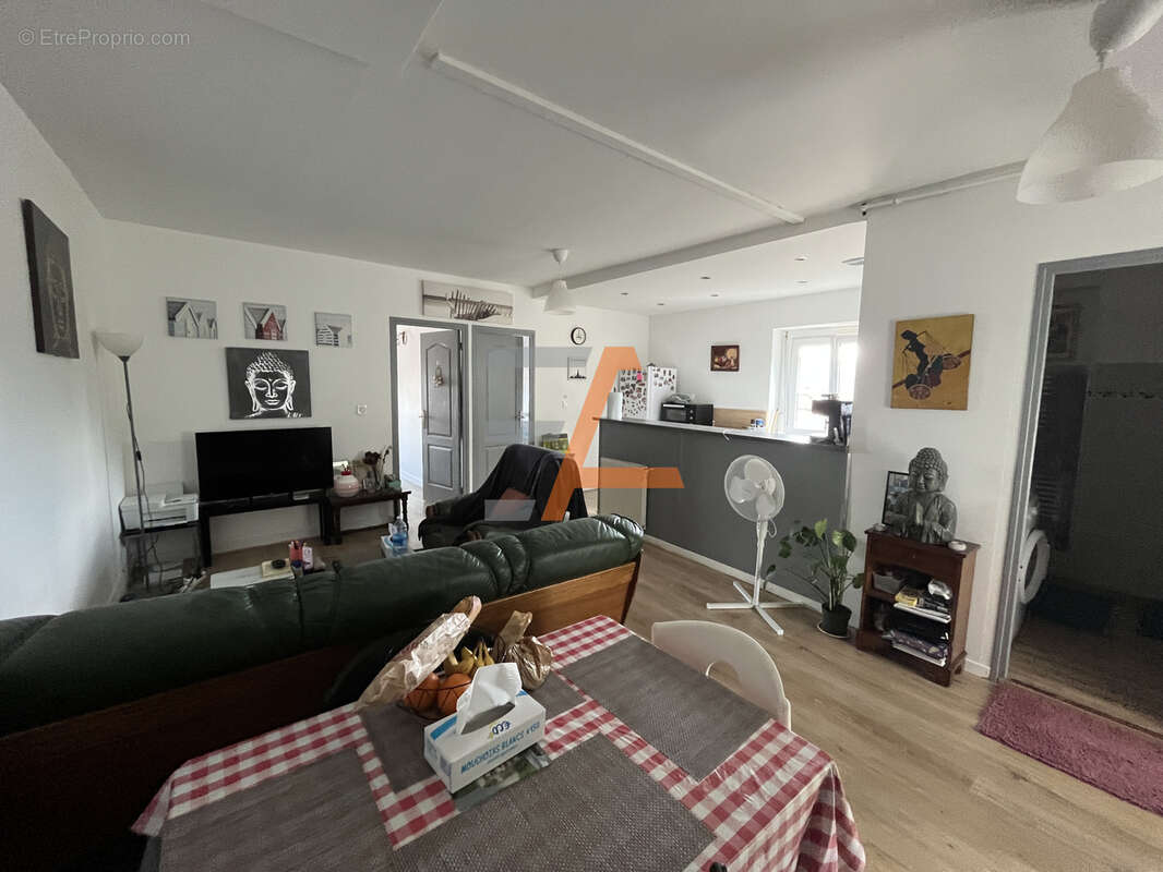 Appartement à SAINT-ETIENNE