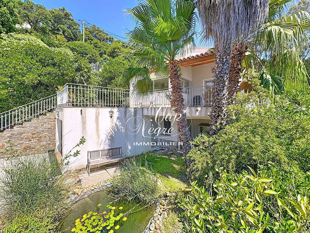 Maison à RAYOL-CANADEL-SUR-MER