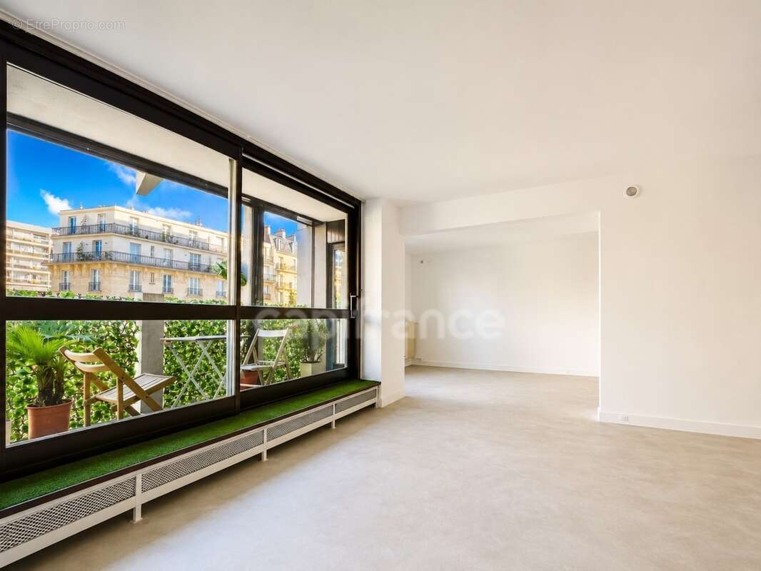 Paris 15e – Appartement familial modulaire rare, triple exposition, très lumineux (150 m²) - photo 3