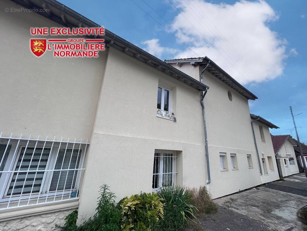 Maison à BONNIERES-SUR-SEINE