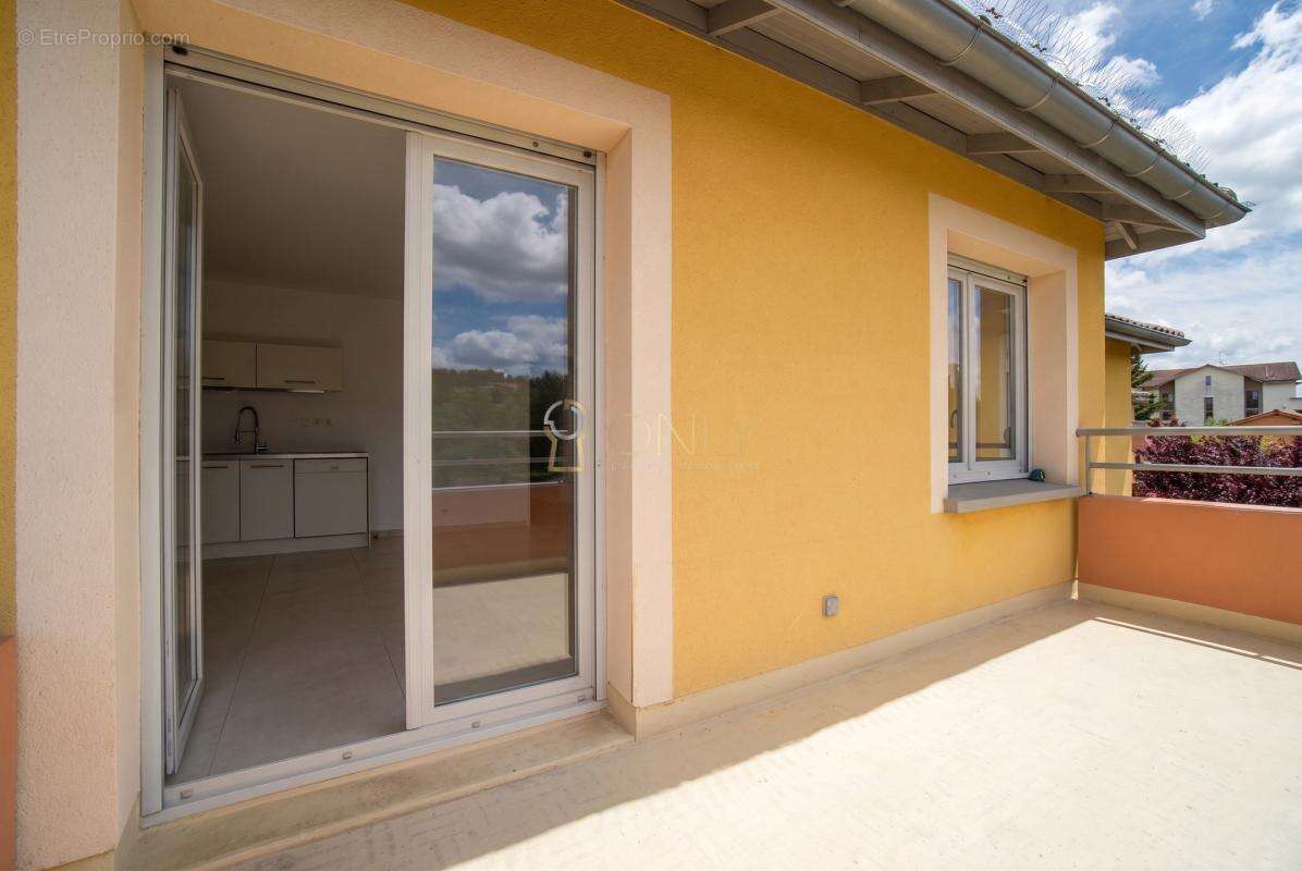 Appartement à ANSE