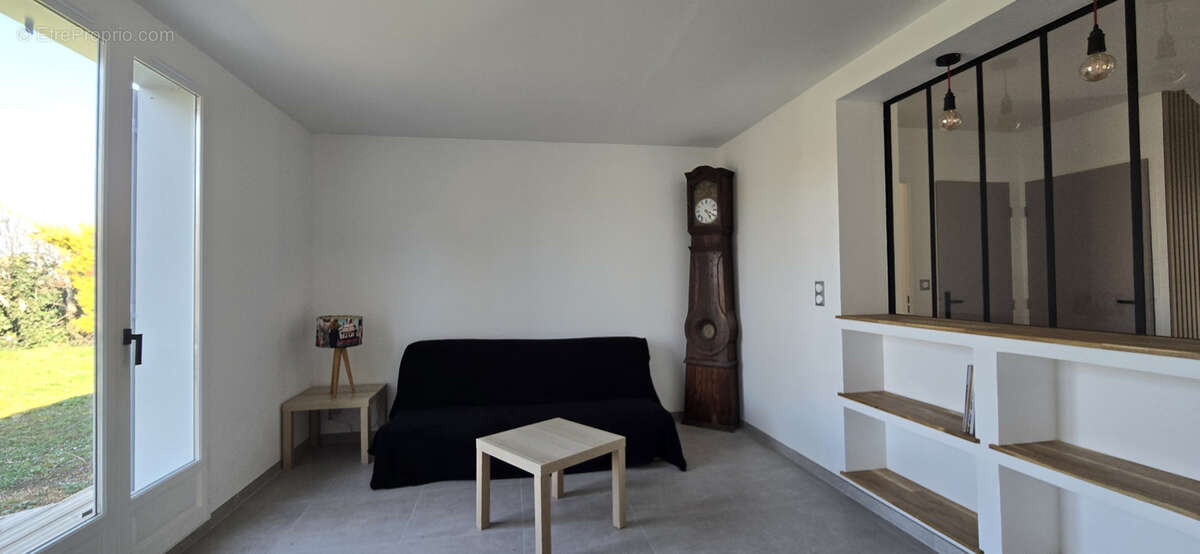 Maison à PERIGNAT-LES-SARLIEVE