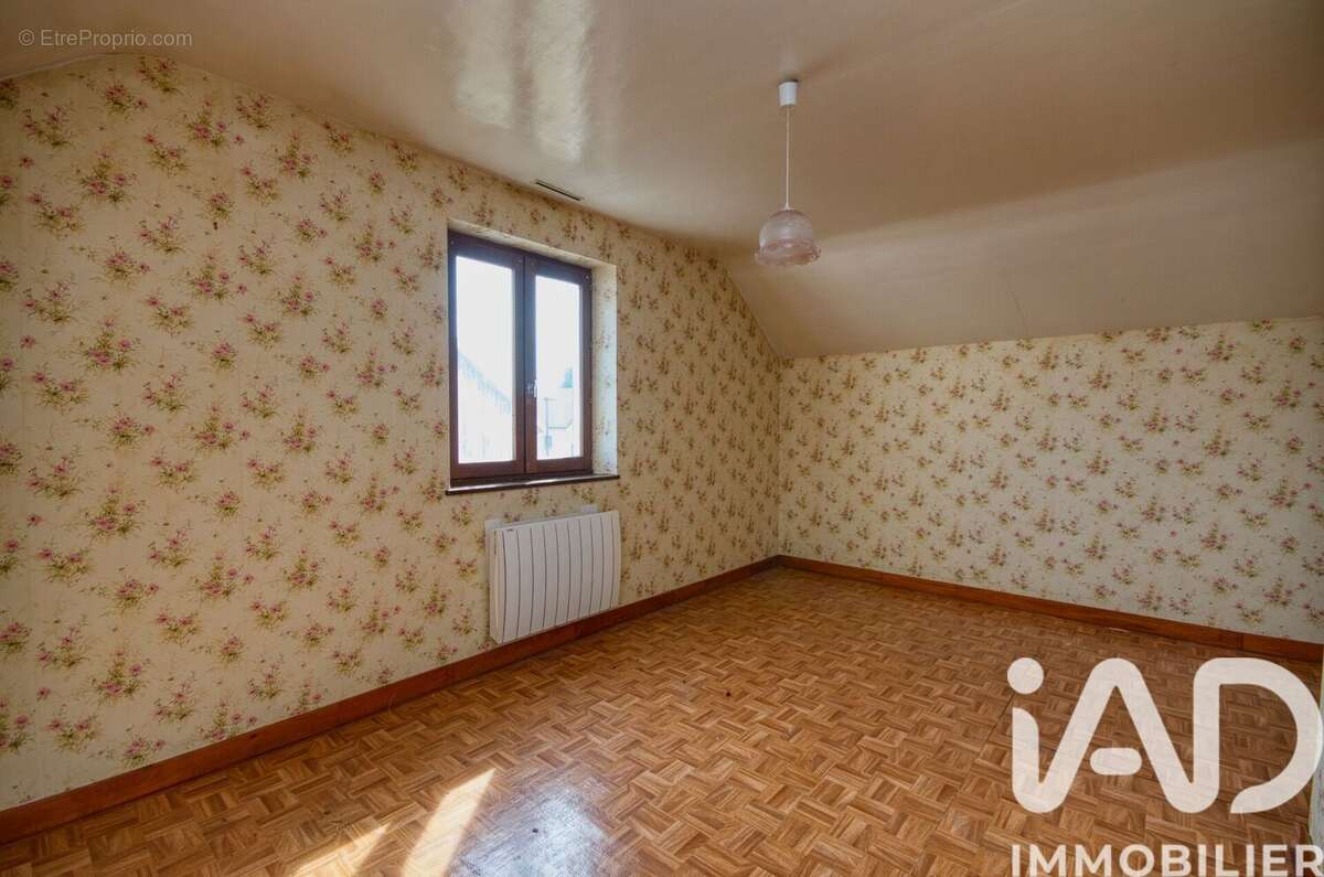 Maison 114 m² à Somme-Suippe  - photo 6