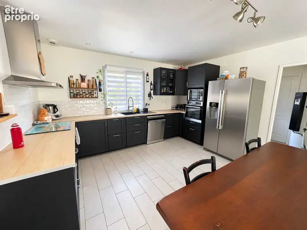 Villa de plain-pied de 2020   4 chambres, piscine et garage   DPE A - photo 4