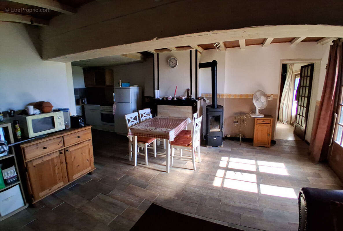 Maison à SAINT-GERMAIN-DU-BOIS