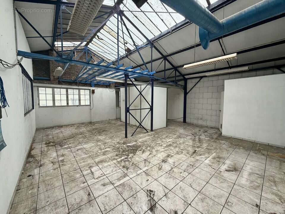 Autre à SAINT-DENIS