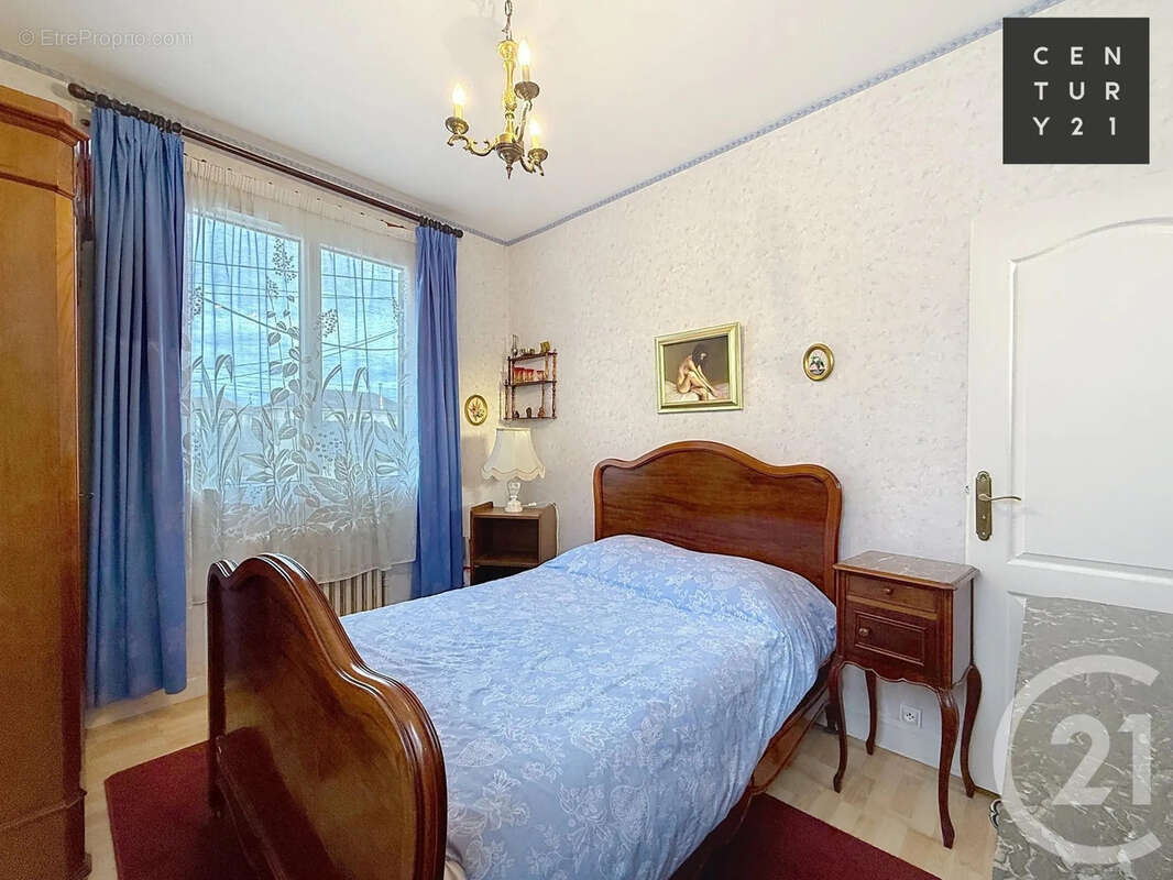 Maison à SAINT-ANDRE-LES-VERGERS