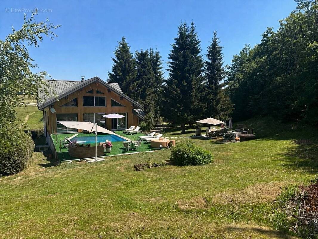 Maison à LES DESERTS