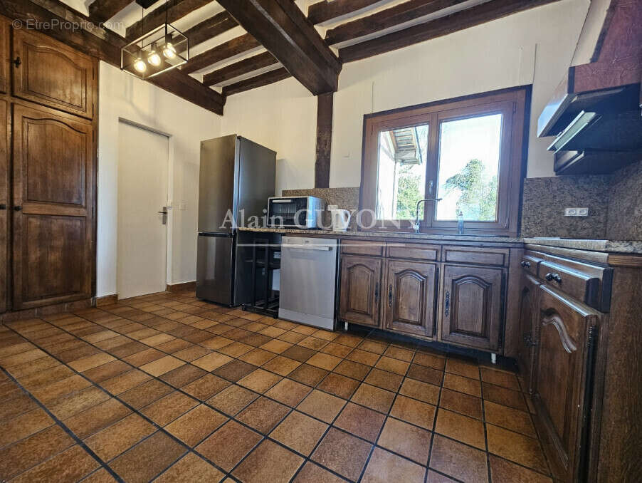 Maison à PONT-L&#039;EVEQUE