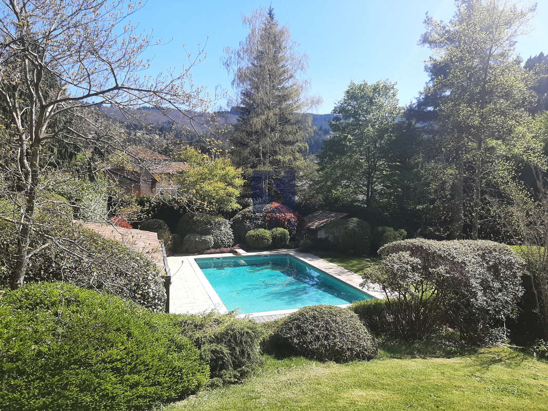 Maison à LE CHEYLARD