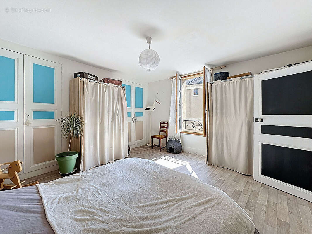 Maison à DOUE-LA-FONTAINE