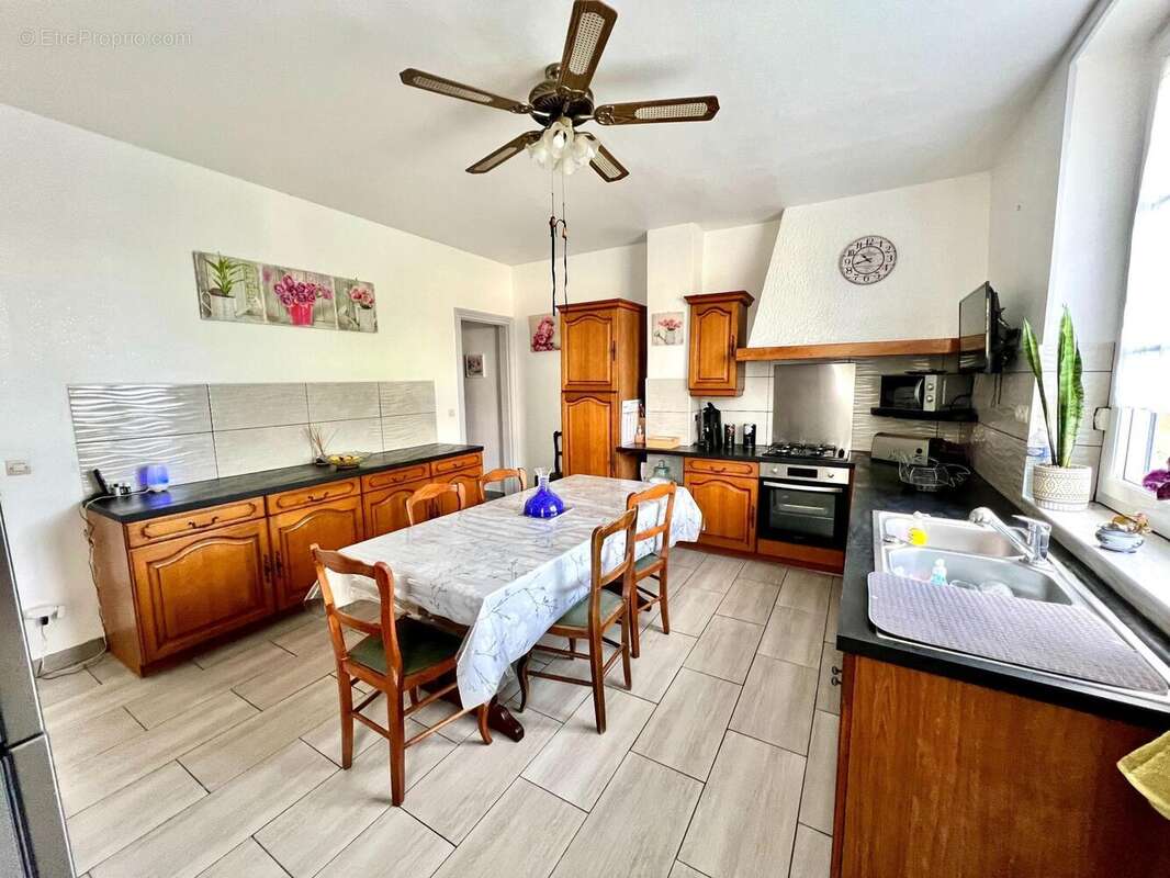 Photo 5 - Maison à VILLERS-COTTERETS