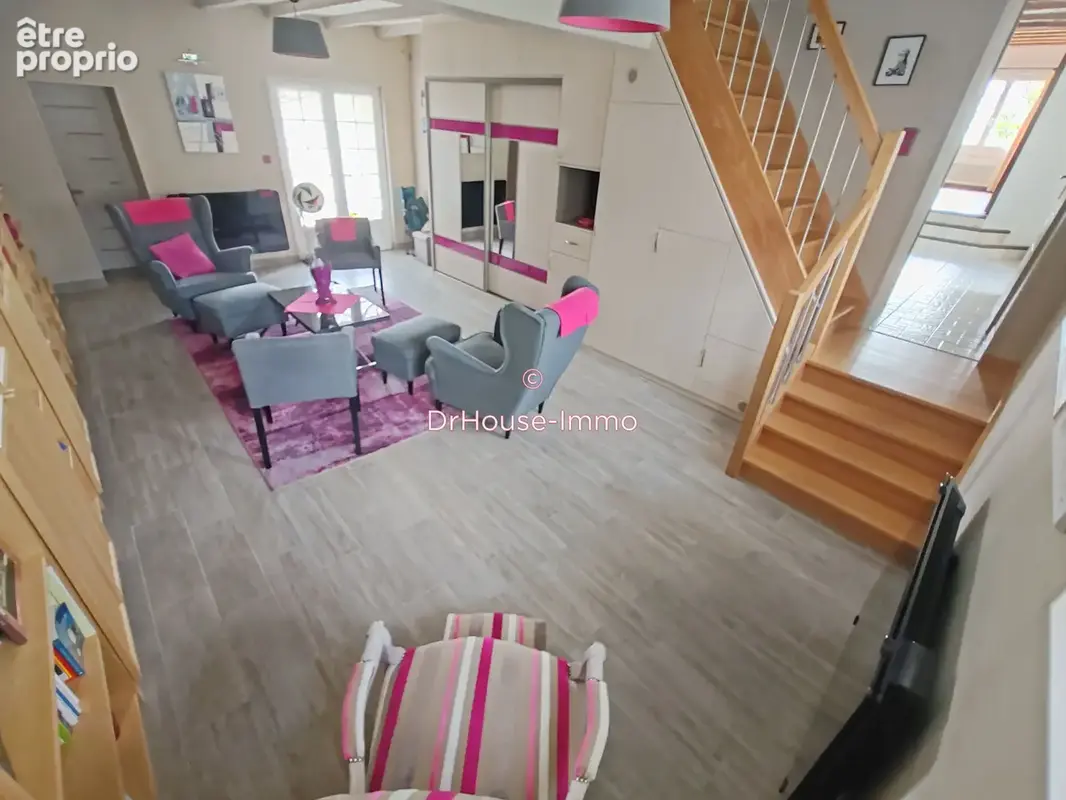 Maison 9 pièces 154 m² à vendre à Les Ormes (86220) - photo 11
