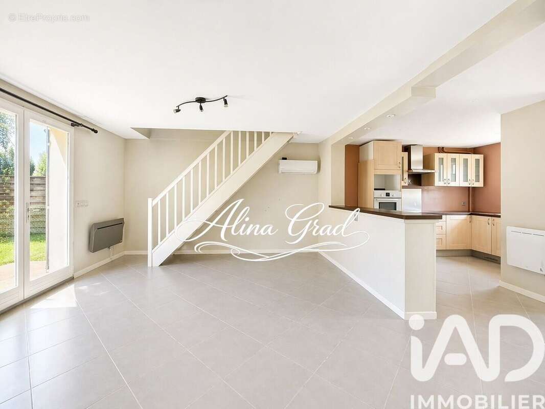 Photo 2 - Maison à AUVERS-SUR-OISE