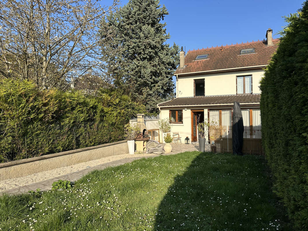 Maison à GOURNAY-SUR-MARNE